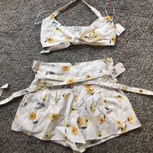 Billabong matching short and halter top set